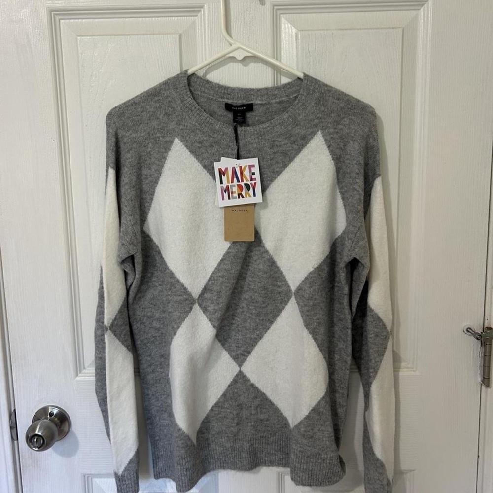 Gray & White Argyle Crewneck Sweater